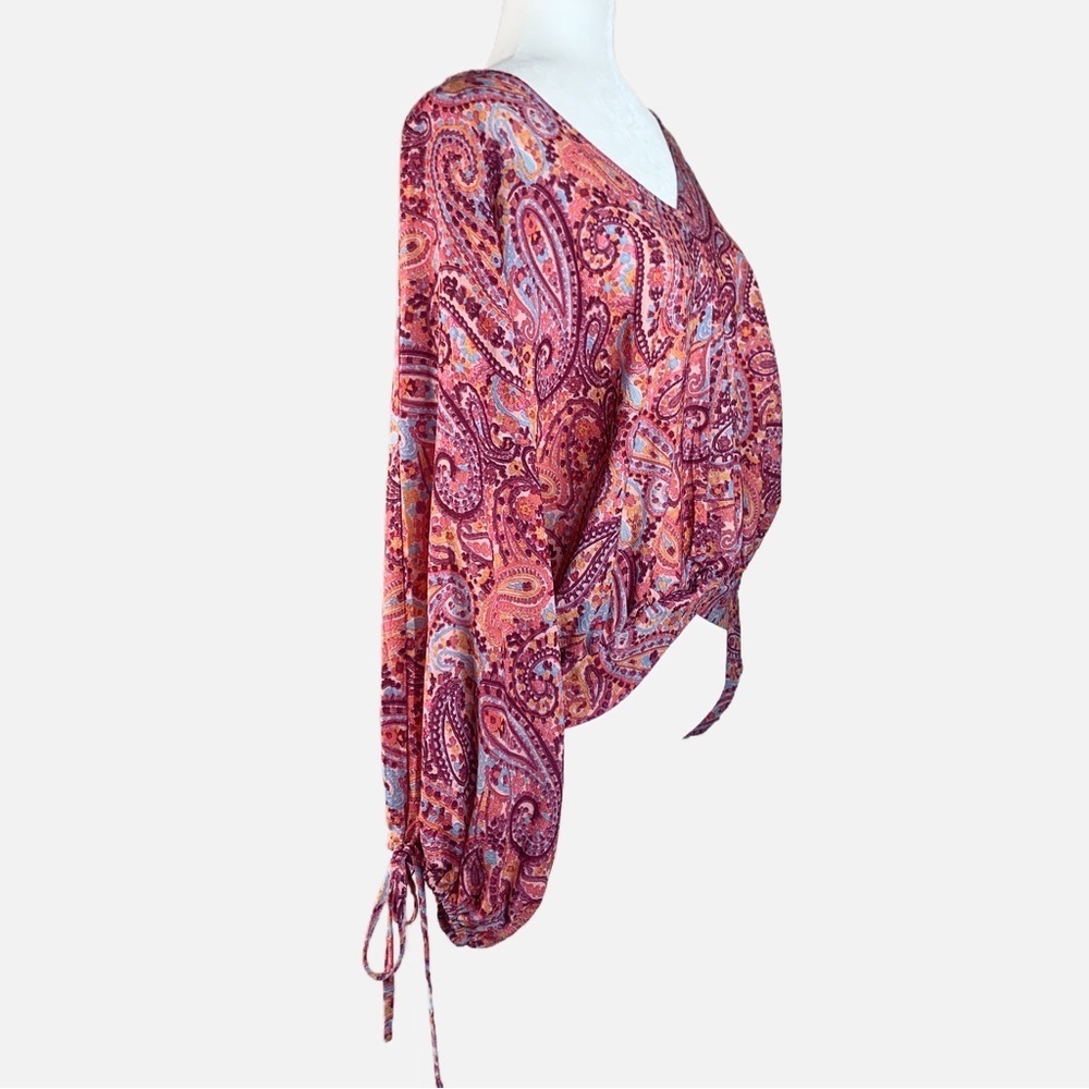 NEW Umgee Paisley Print Med Balloon Sleeves V-Neck Flowy Statement Sleeves - Picture 4 of 13